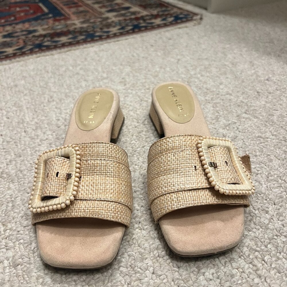 Anne Kleine Heeled Sandal Size 6.5